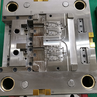 plastic insert mold 139 86b