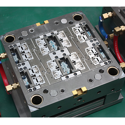 16 cavities mould 01 196 1b